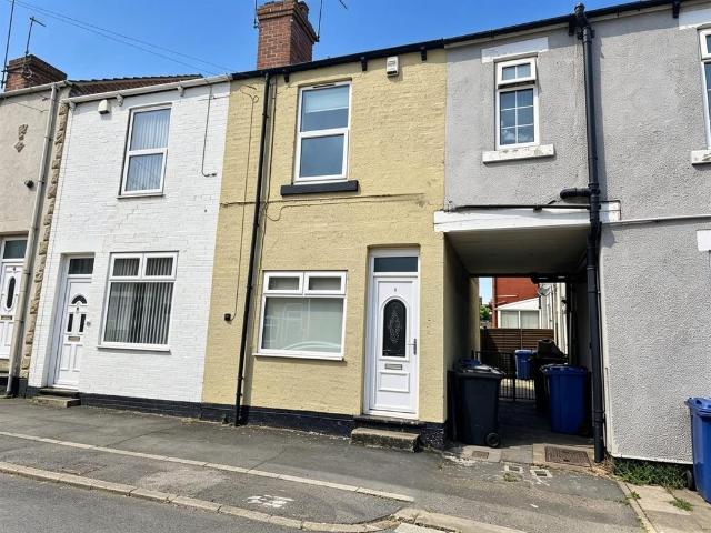 2 bedroom terraced house to rent