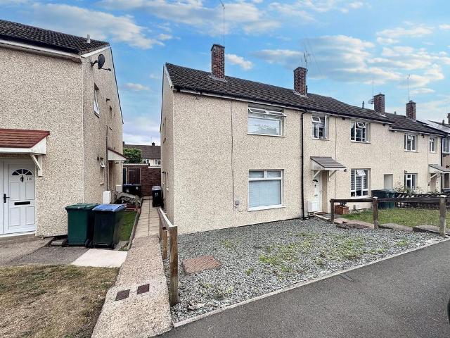 2 bedroom end of terrace house to rent