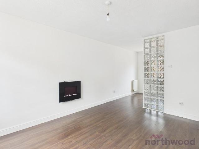 2 bedroom end of terrace house to rent