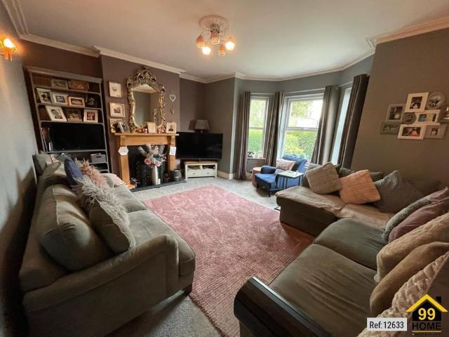 2 bedroom end of terrace house to rent