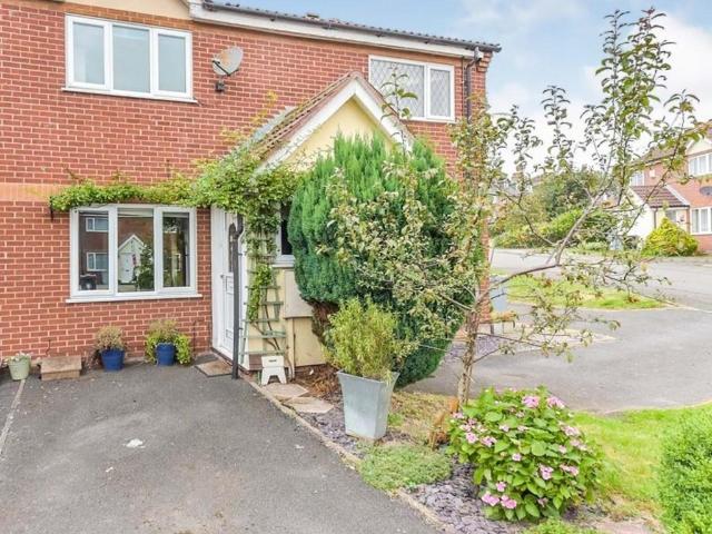 2 bedroom terraced house to rent