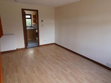 2 bedroom end of terrace house to rent