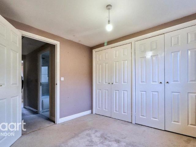 2 bedroom end of terrace house to rent