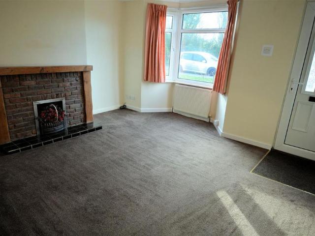 2 bedroom end of terrace house to rent