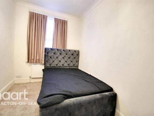 2 bedroom end of terrace house to rent