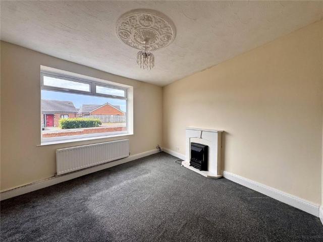 2 bedroom end of terrace house to rent