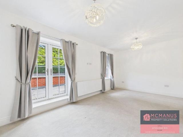 2 bedroom end of terrace house to rent