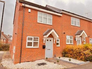 2 bedroom end of terrace house to rent
