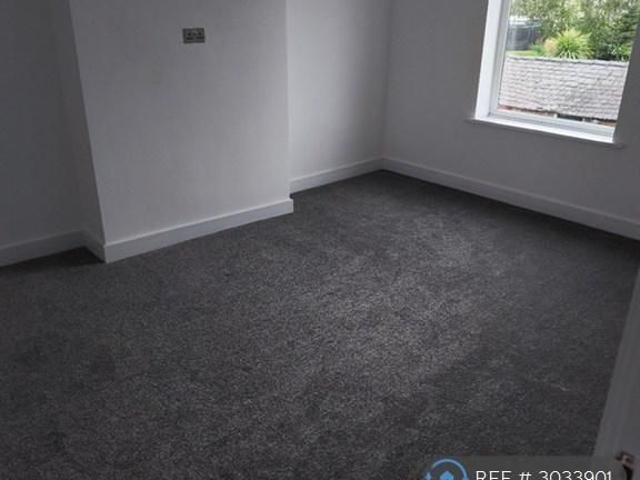 2 bedroom end of terrace house to rent