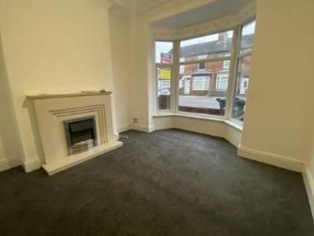 2 bedroom end of terrace house to rent