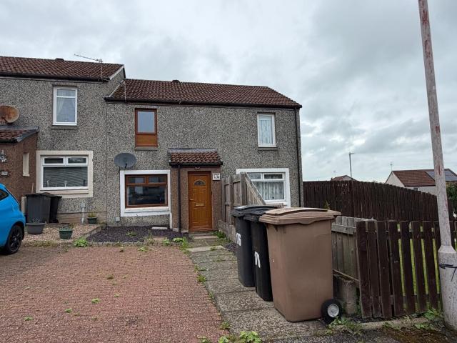 2 bedroom end of terrace house to rent