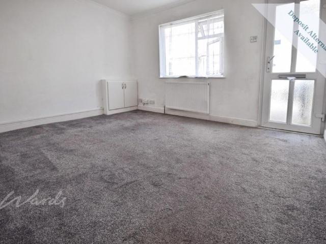 2 bedroom end of terrace house to rent