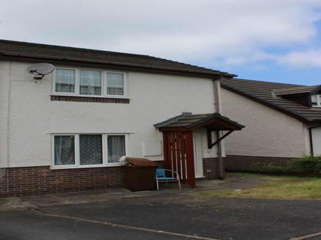 2 bedroom end of terrace house to rent