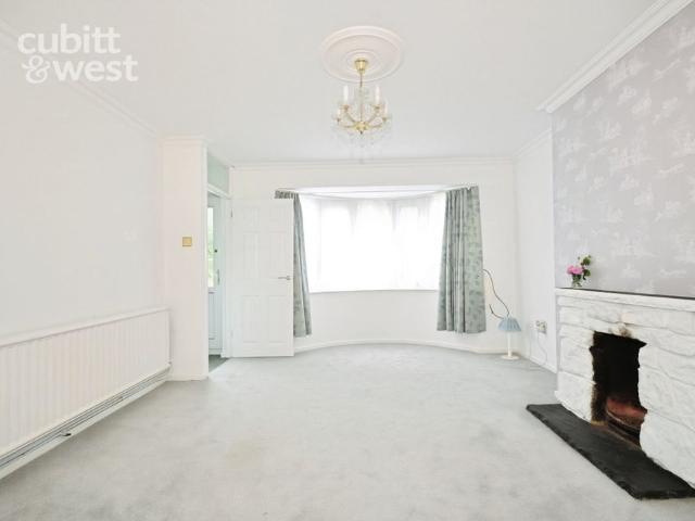 2 bedroom end of terrace house to rent