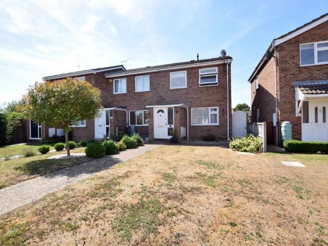 2 bedroom end of terrace house to rent
