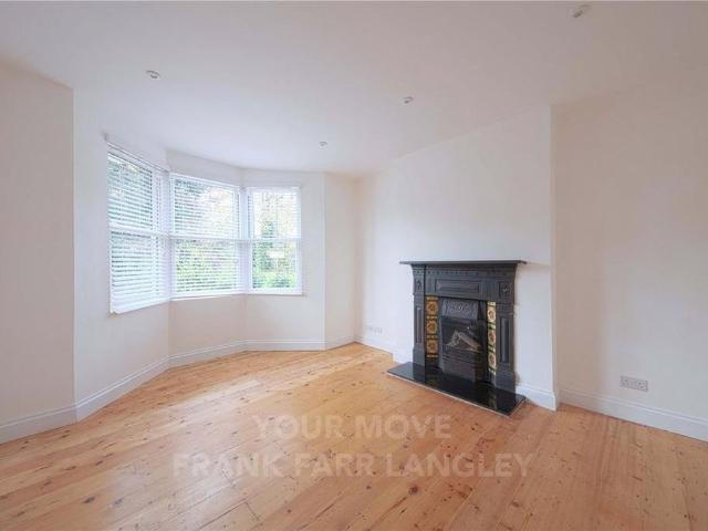 2 bedroom end of terrace house to rent