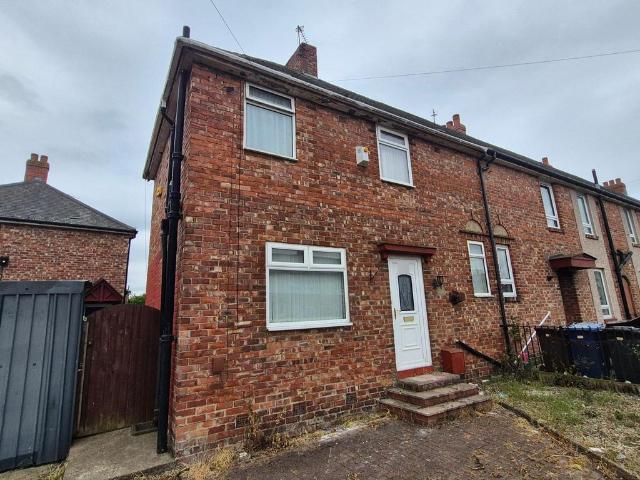 2 bedroom end of terrace house to rent