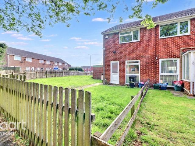 2 bedroom end of terrace house to rent