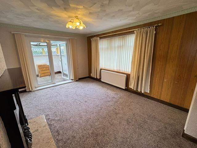 2 bedroom end of terrace house to rent