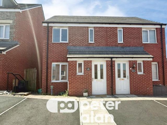 2 bedroom end of terrace house to rent