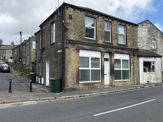 2 bedroom end of terrace house to rent