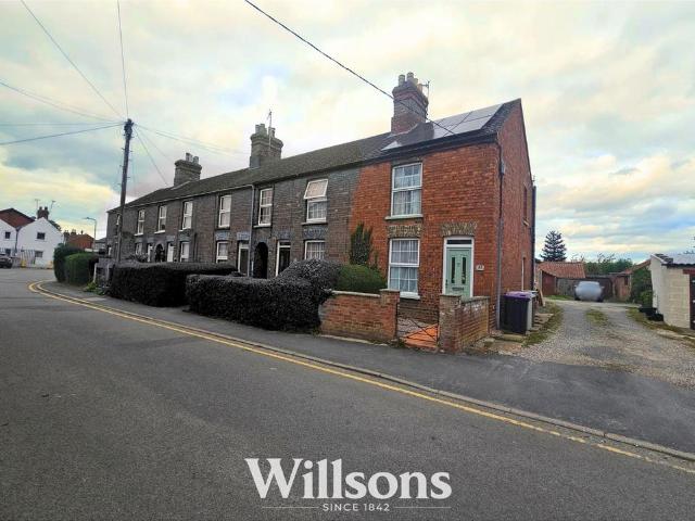 2 bedroom end of terrace house to rent