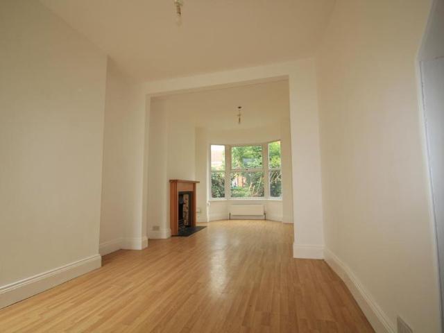 2 bedroom end of terrace house to rent