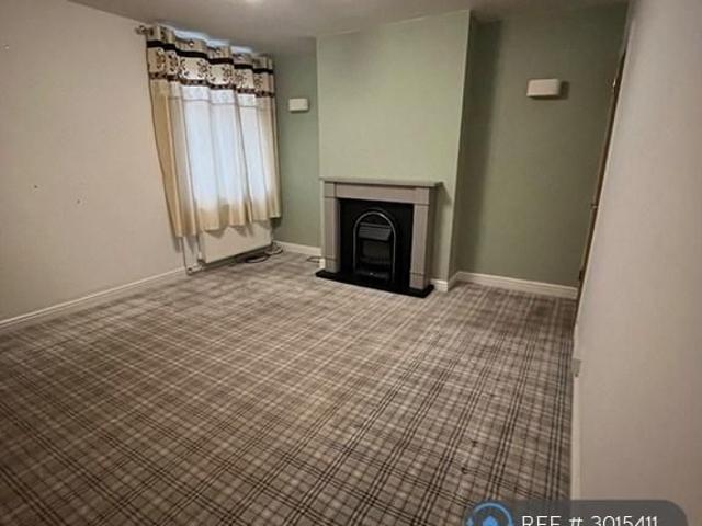 2 bedroom end of terrace house to rent