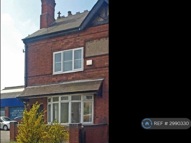 2 bedroom end of terrace house to rent