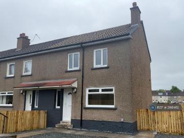 2 bedroom end of terrace house to rent