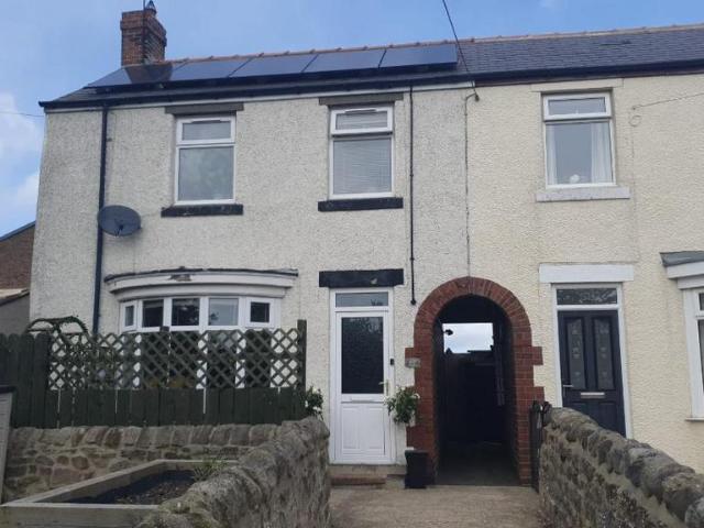 2 bedroom end of terrace house to rent