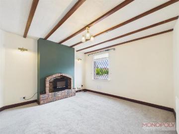 2 bedroom end of terrace house to rent