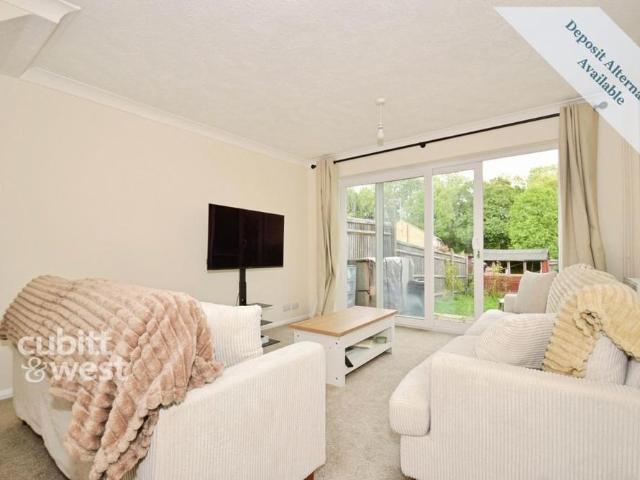 2 bedroom end of terrace house to rent