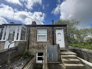 2 bedroom end of terrace house to rent