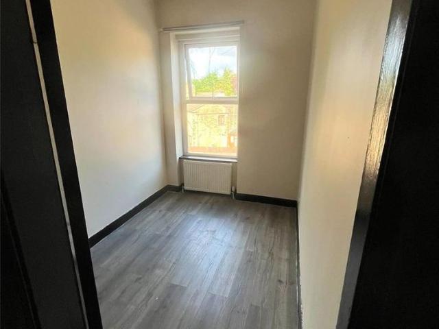 2 bedroom end of terrace house to rent