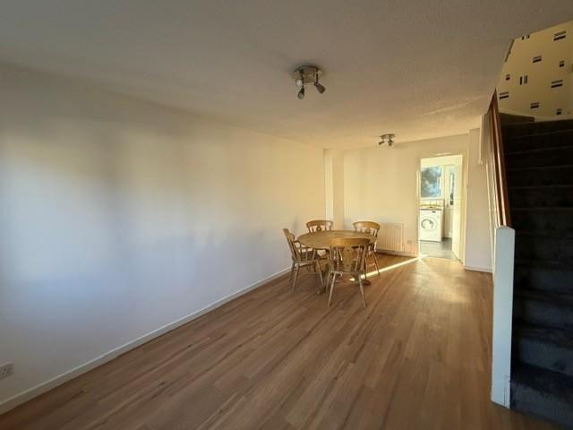 2 bedroom end of terrace house to rent