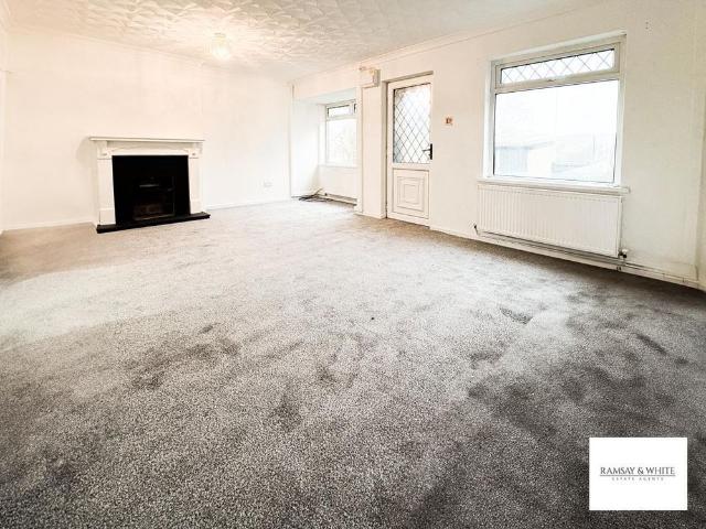 2 bedroom end of terrace house to rent