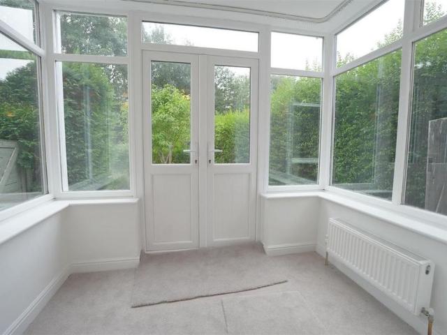 2 bedroom end of terrace house to rent