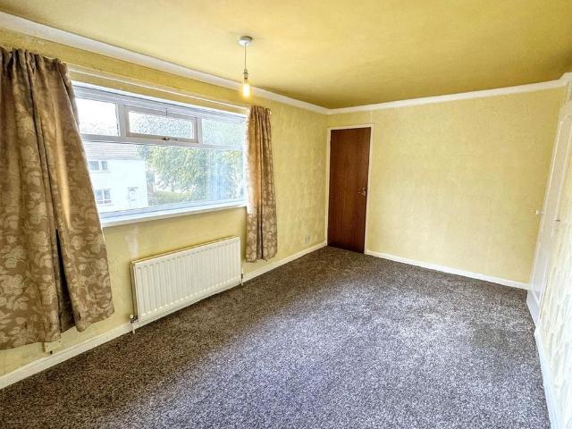 2 bedroom end of terrace house to rent