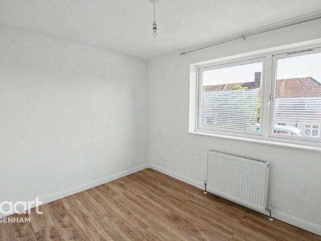 2 bedroom end of terrace house to rent