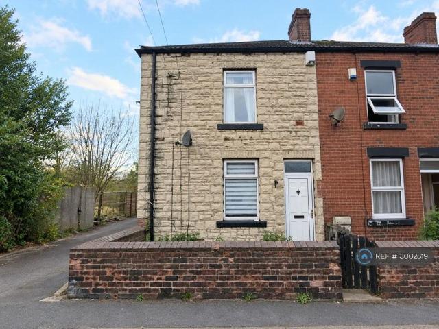2 bedroom end of terrace house to rent