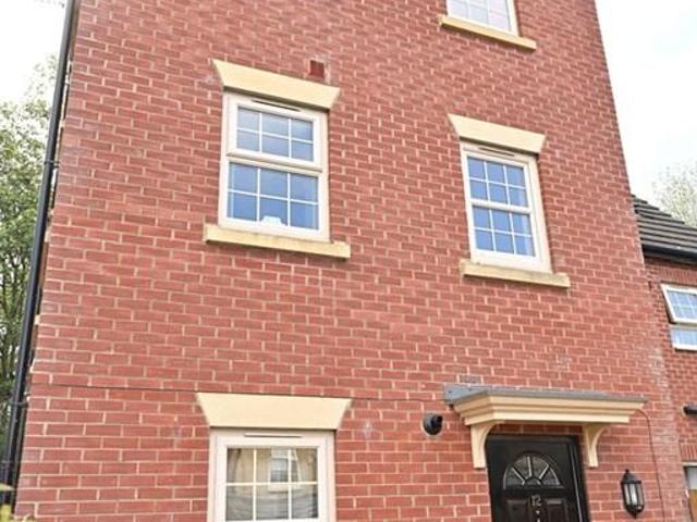 2 bedroom end of terrace house to rent