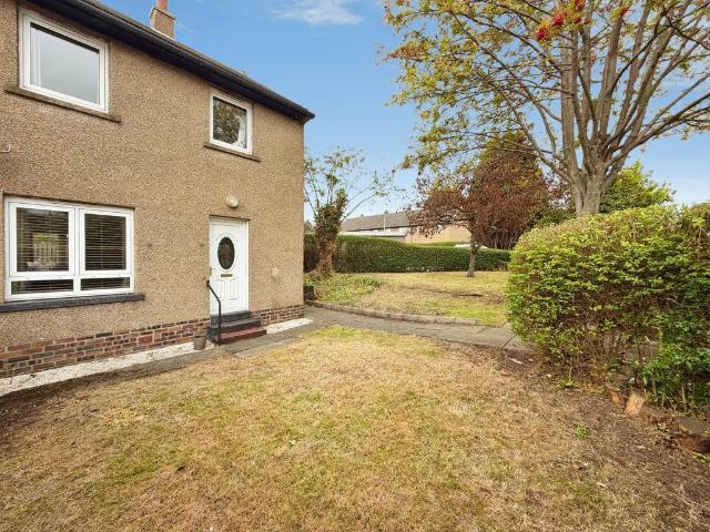 2 bedroom end of terrace house to rent