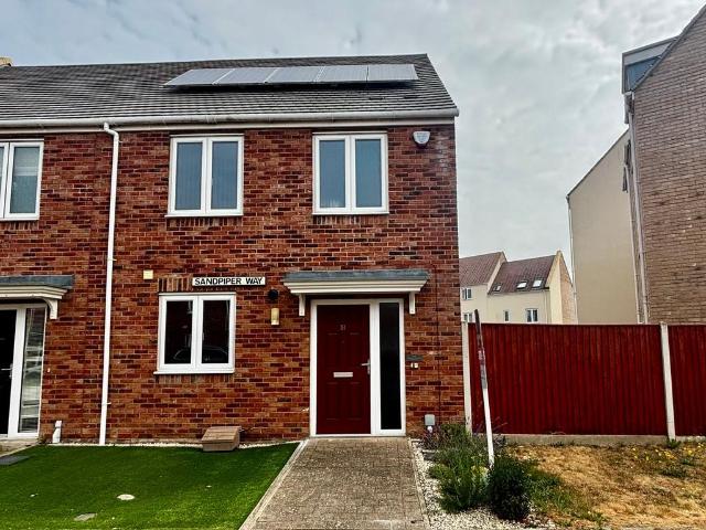 2 bedroom end of terrace house to rent