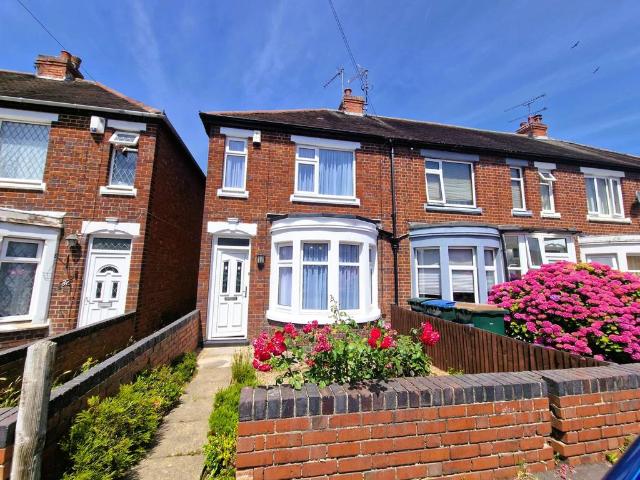 2 bedroom end of terrace house to rent