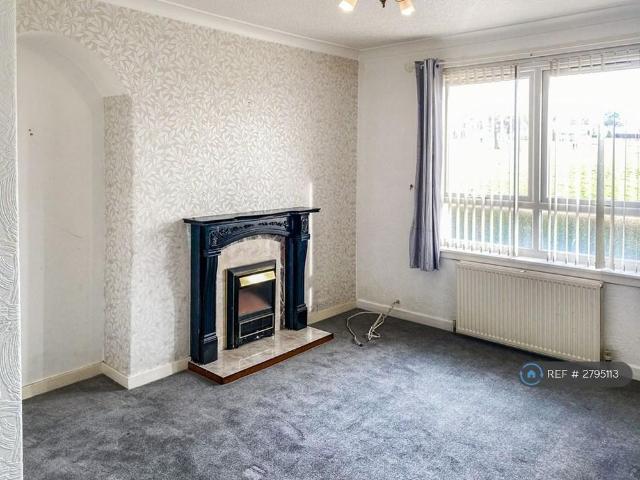 2 bedroom end of terrace house to rent