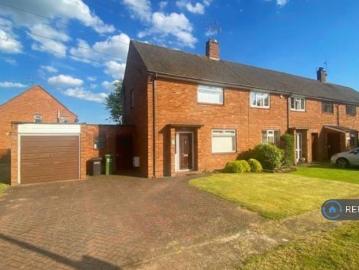 2 bedroom end of terrace house to rent