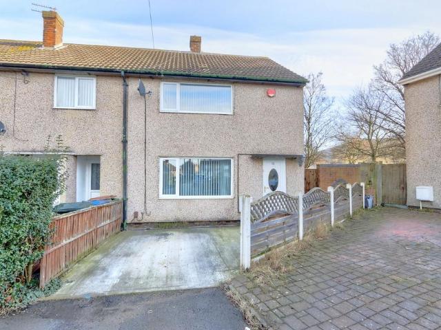 2 bedroom end of terrace house to rent