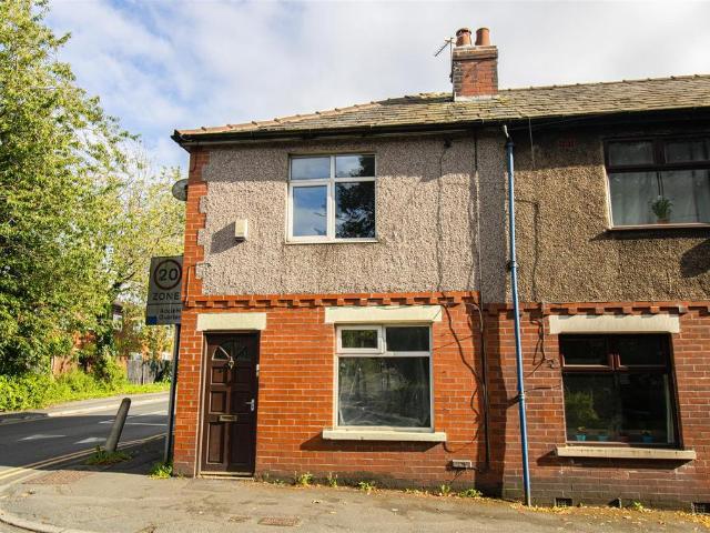 2 bedroom end of terrace house to rent