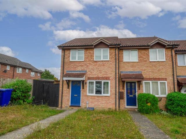 2 bedroom end of terrace house to rent